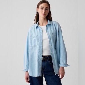 Gap Big Shirt in light denim - size S